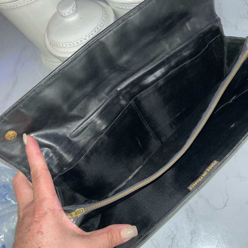 G L | Dss C (M I F) - image 4